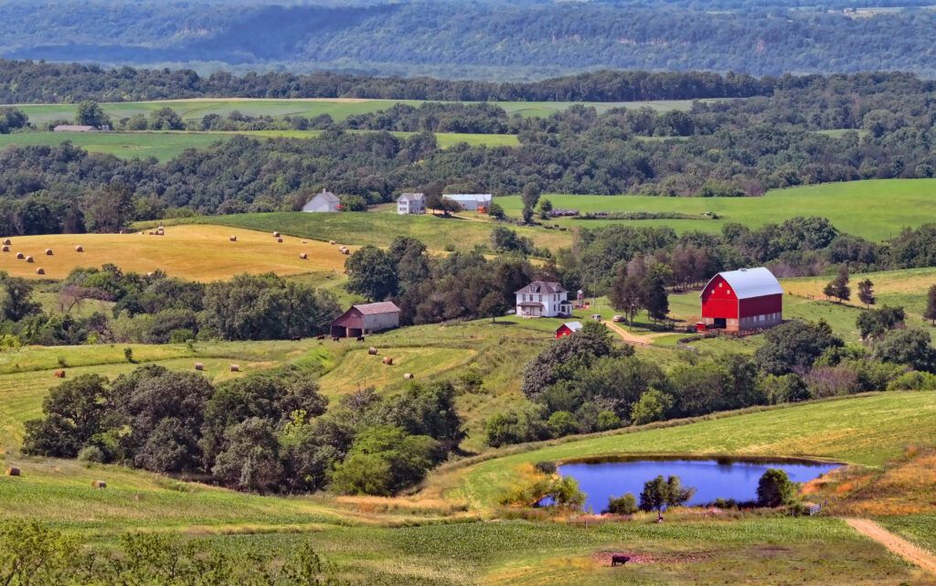 The Benefits of Buying Farm Supplies Locally